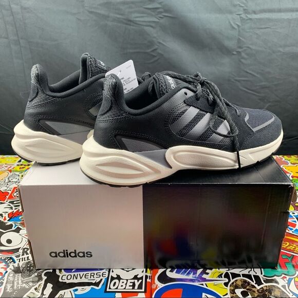 Adidas 90s Valasion Running Women’s Various Sizes - Picture 2 of 11